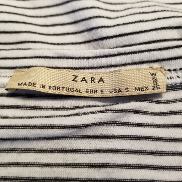 3/$27 | Zara T-Shirt | Striped | Size Small - Picture 4 of 4